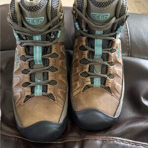 Keen Targhee lll Mid Boots, L size 9.5